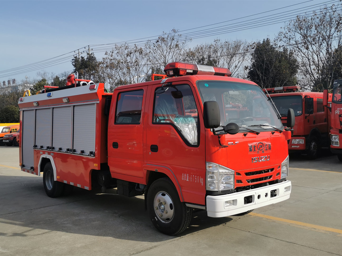 五十鈴2噸水罐消防車