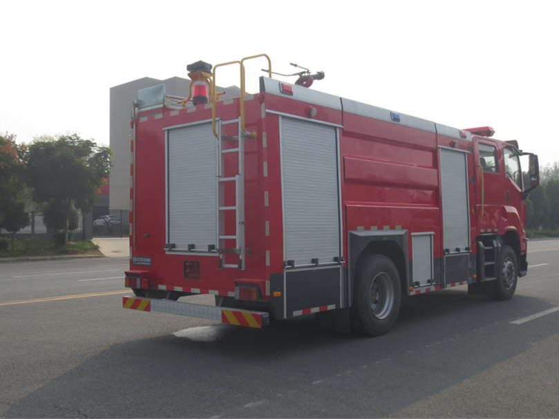 五十鈴6噸水罐消防車(chē)