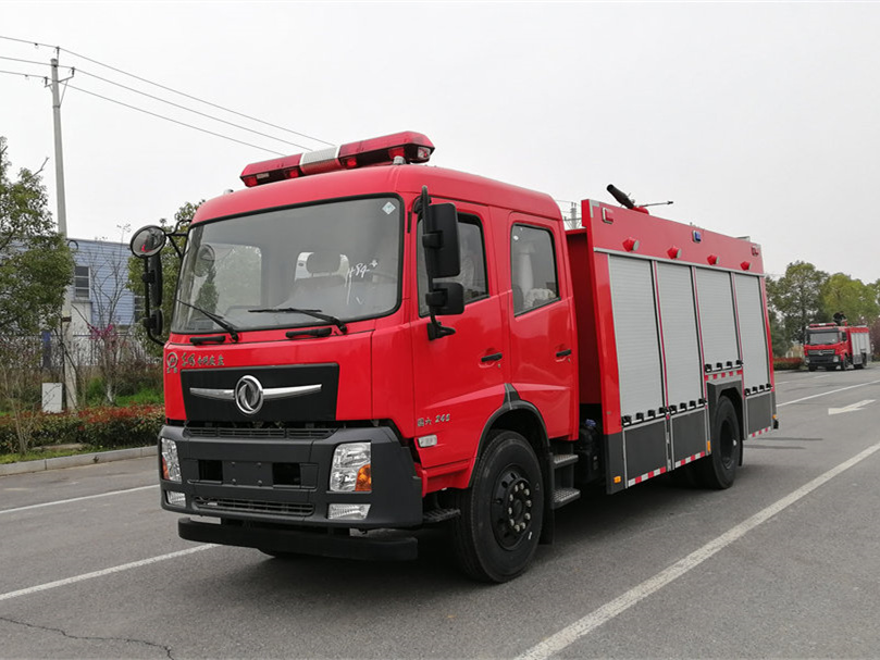6噸東風(fēng)專底泡沫消防車
