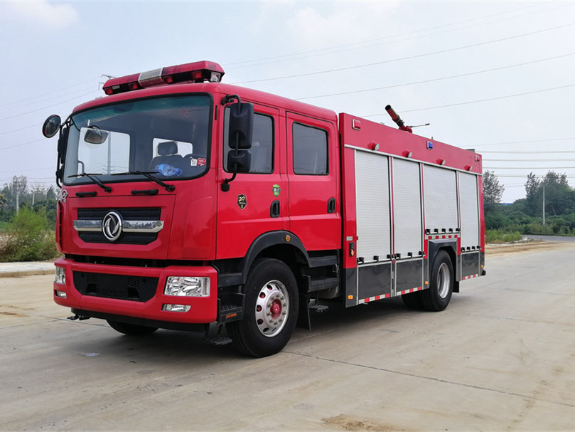 7噸東風(fēng)泡沫消防車